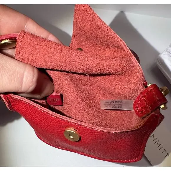 NWTO Hammitt Mini Bag
Winter Cherry - 2022 - Picture 4 of 6